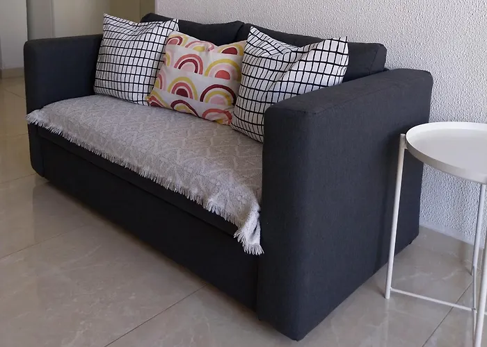 Mikis' 1 Bedroom Near The And Center Ларнака