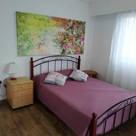 Appartement Mikis' 1 Bedroom Near The And Center